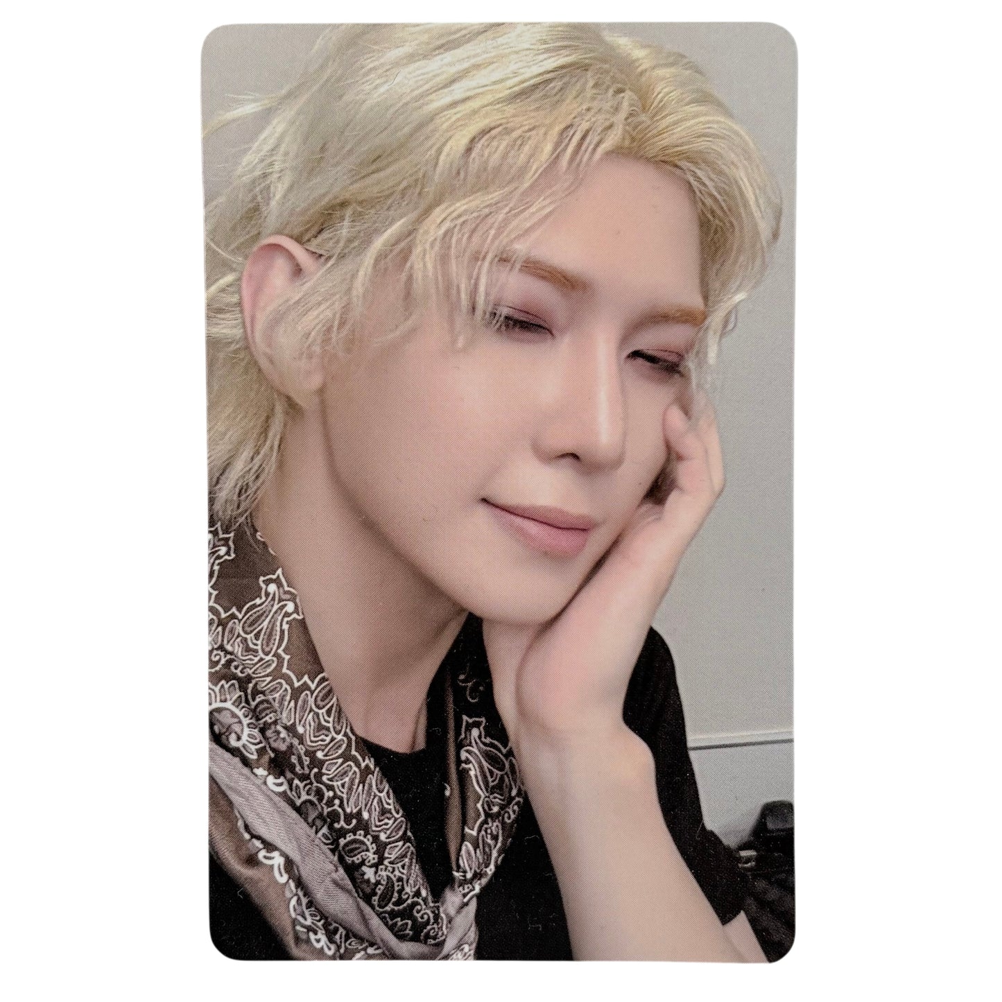 ATEEZ YEOSANG 7th Anniversary 8ROOM Pop-Up Official Photocard (Version B) 03