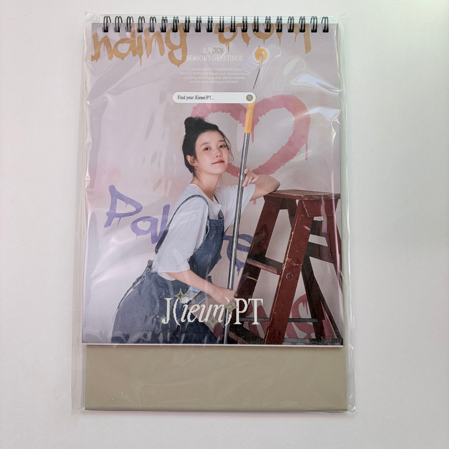 IU Official 2026 Season’s Greetings Desk Calendar