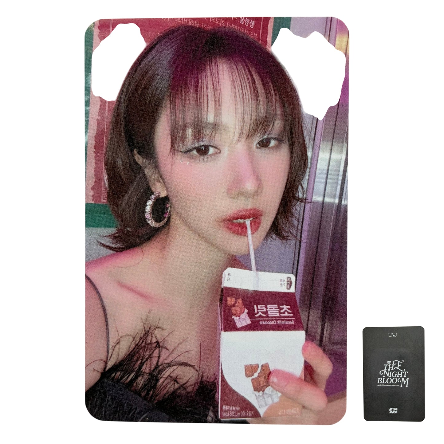 UAU - Yoohyeon - 2026 Season’s Greeting THE NIGHT BLOOM - Sound Wave - Photocard