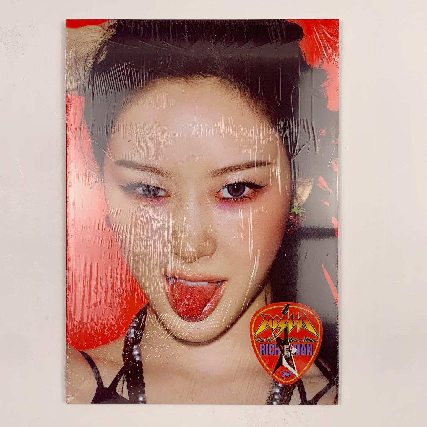 aespa - 6th Mini [Rich Man] ENERGY Ver. CD + Photobook + Photocard (Giselle)