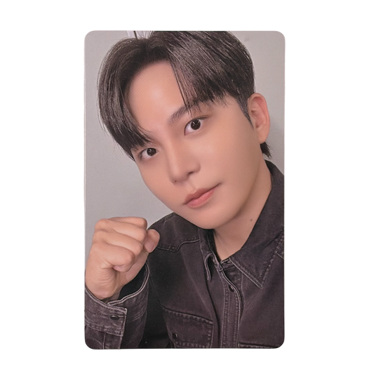 ATEEZ JONGHO 7th Anniversary 8ROOM Pop-Up Official Photocard (Version A) 01