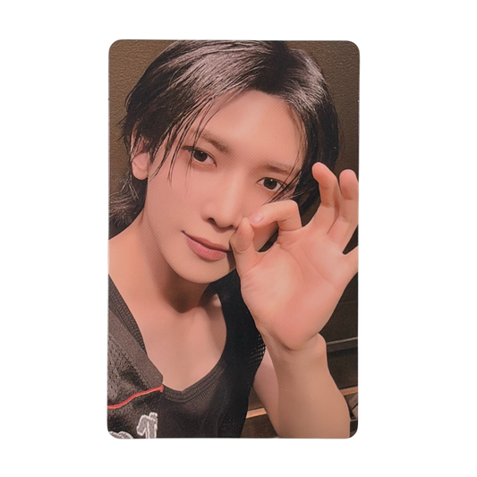 ATEEZ YEOSANG 7th Anniversary 8ROOM Pop-Up Official Photocard (Version A) 02