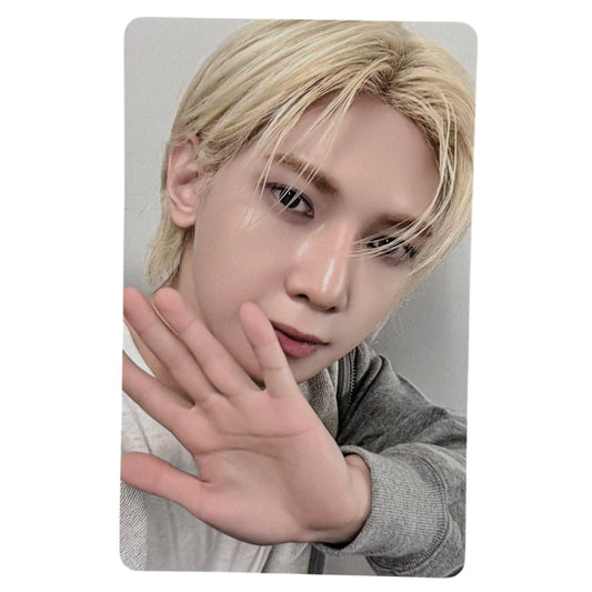 ATEEZ YEOSANG 7th Anniversary 8ROOM Pop-Up Official Photocard (Version B) 05