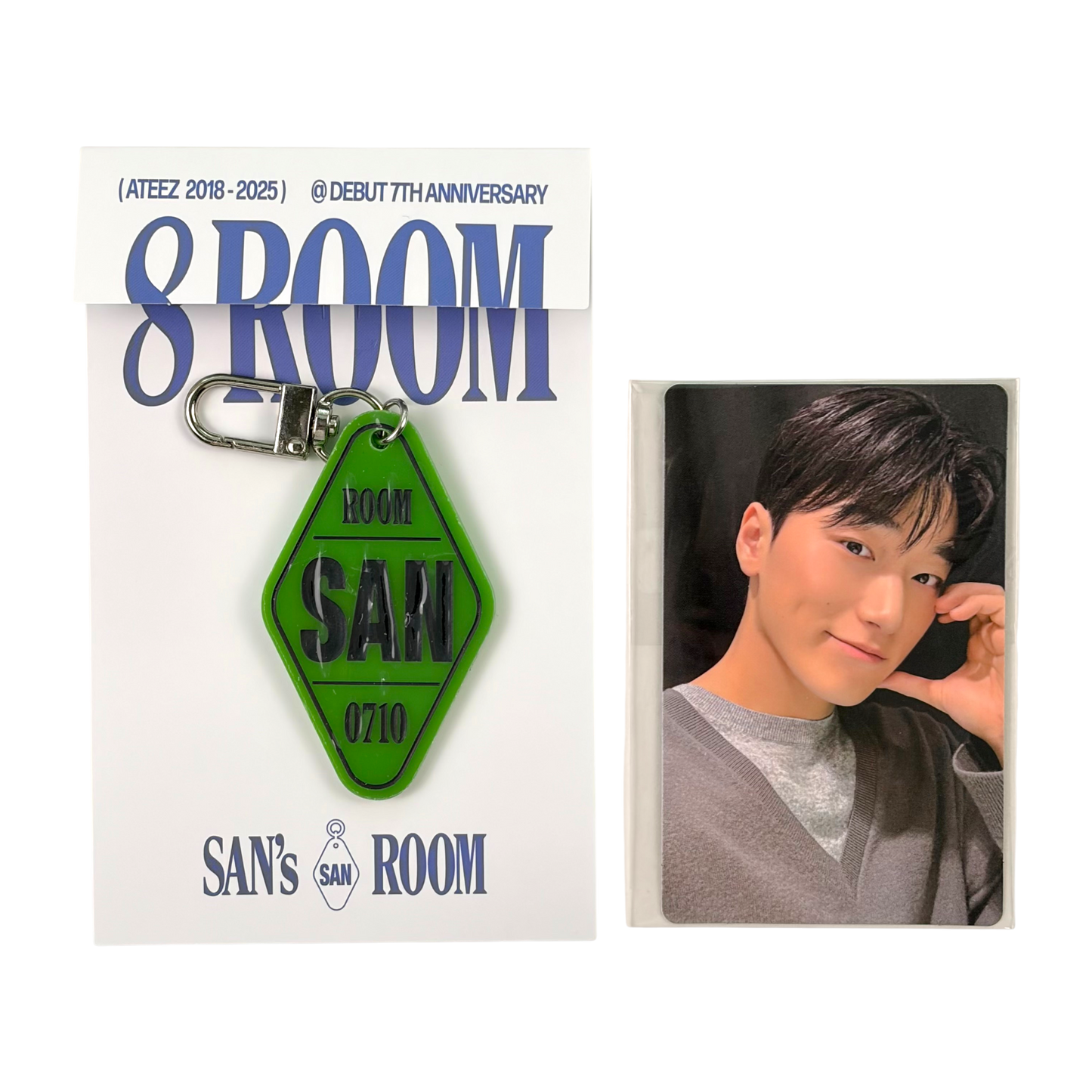 ATEEZ SAN - POP-UP '8ROOM' Official KEYRING (Keyring + Photocard)