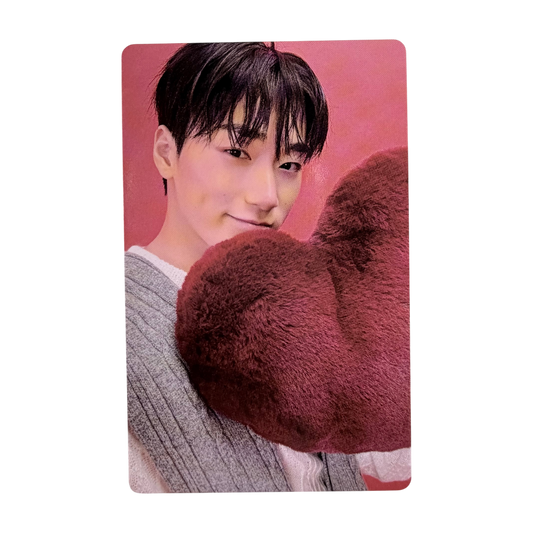 ATEEZ SAN 2026 Season's Greeting Photocard