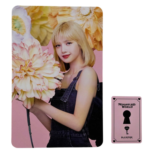 BLACKPINK LISA Official Miniature World Photocard 01