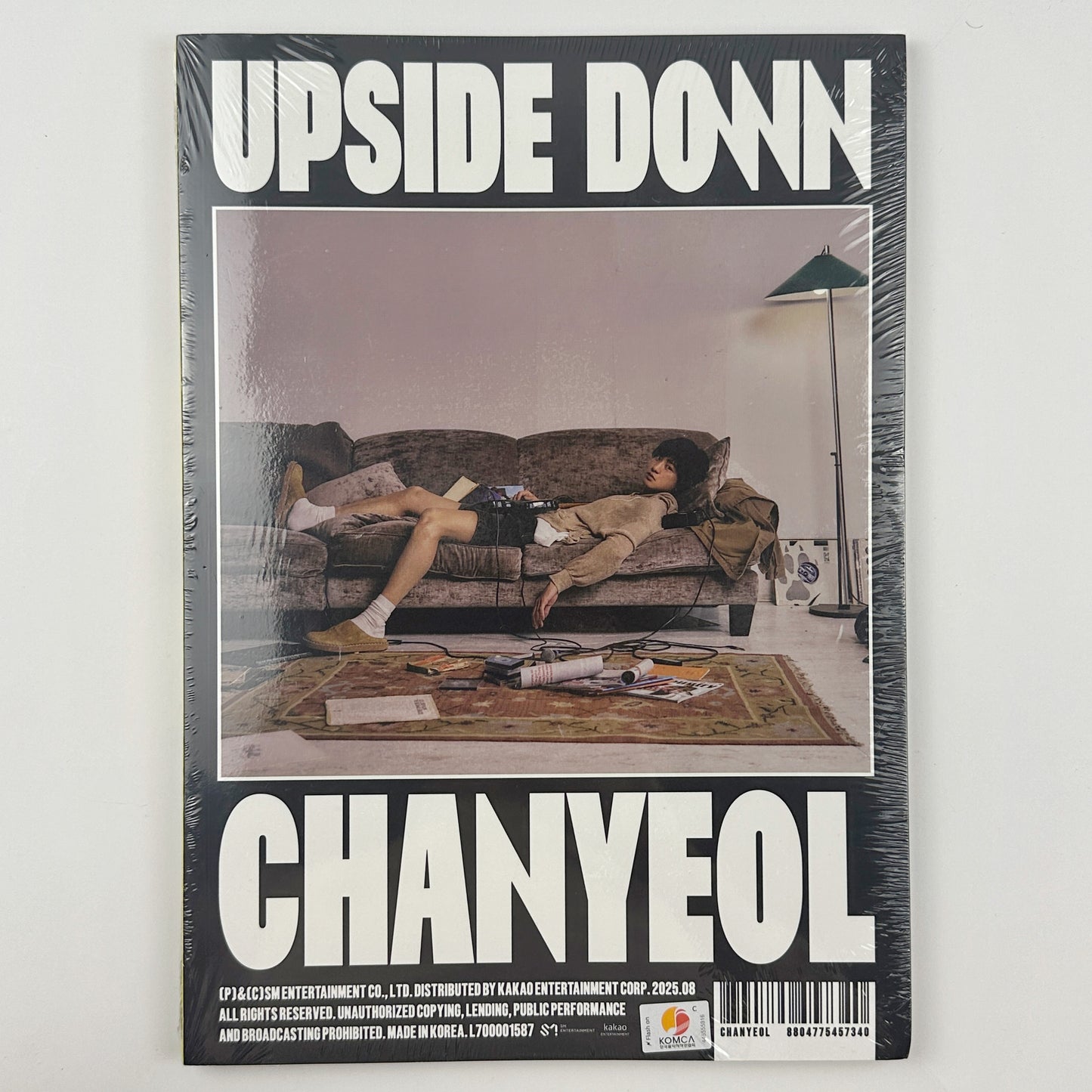 Chanyeol (EXO) - [Upside Down] (Photobook Ver. Off) – CD + 72p Photobook + Photocard + Postcard