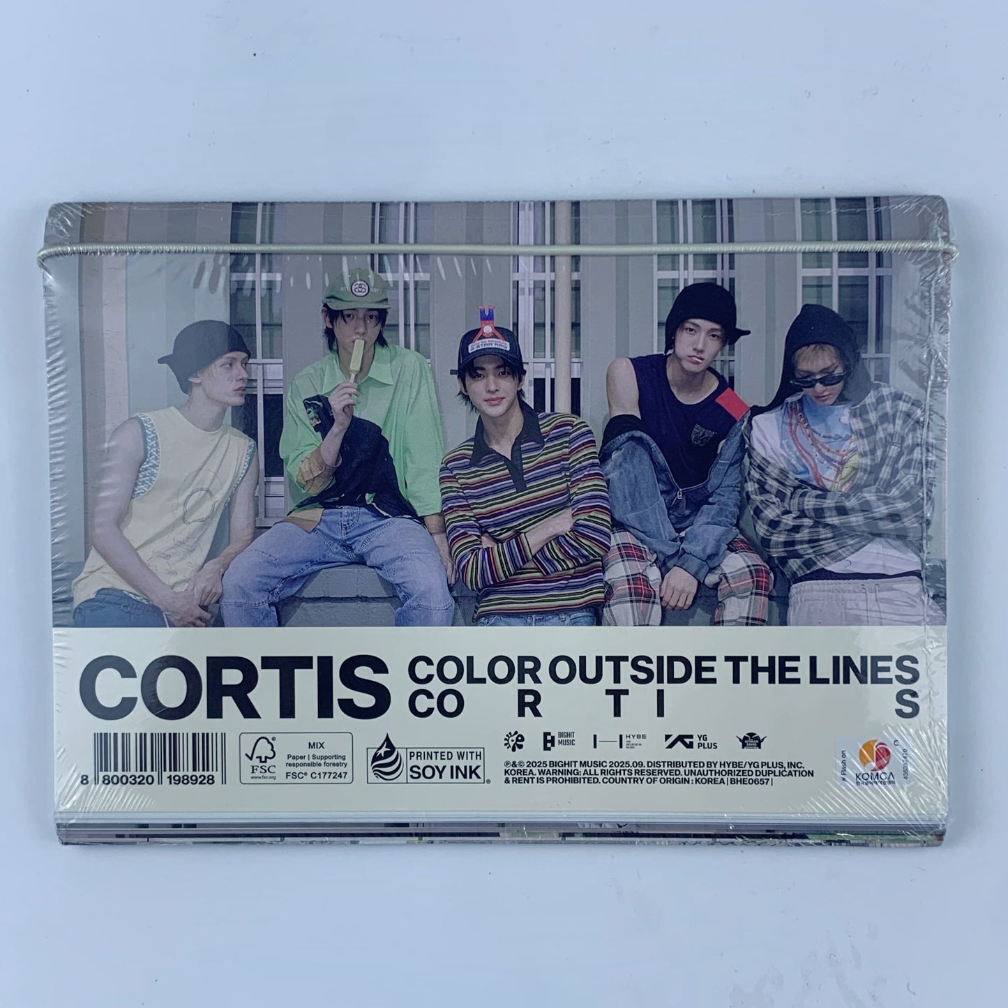 CORTIS - 1st EP [COLOR OUTSIDE THE LINES] (Scene 1 Ver.)