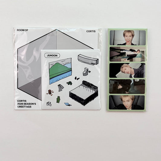 CORTIS 2026 Season's Greetings 5 Cut Photo Set & Mini Room Sticker Set