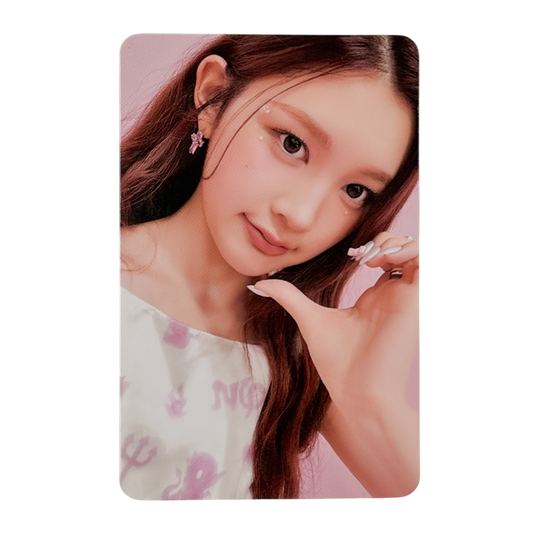 Hearts2Hearts (H2H) Focus Official Random Trading PhotoCard - A-NA