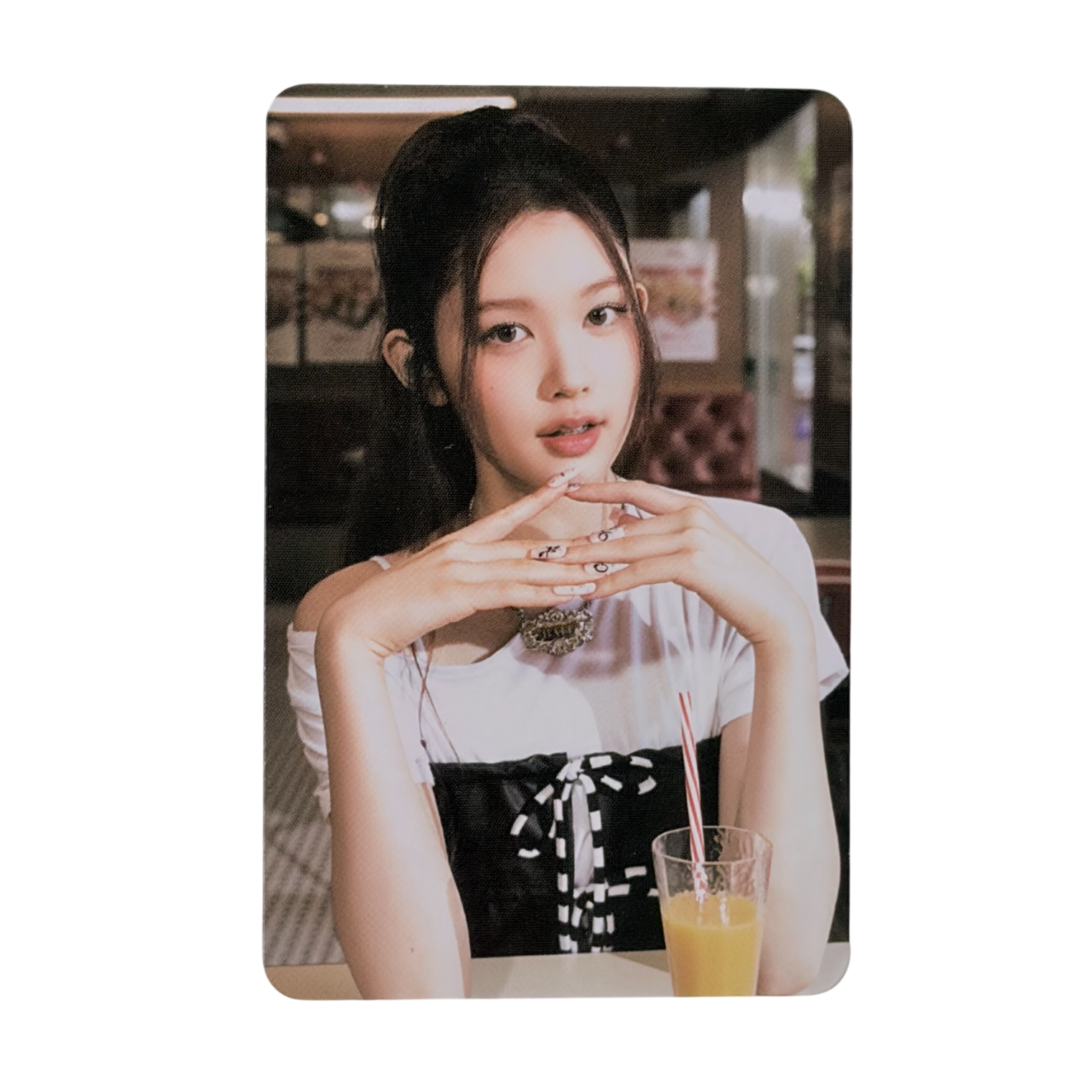 Hearts2Hearts (H2H) Focus Official Random Trading PhotoCard - A-NA 01