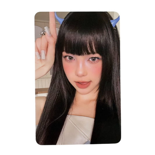 Hearts2Hearts (H2H) Focus Official Random Trading PhotoCard - IAN