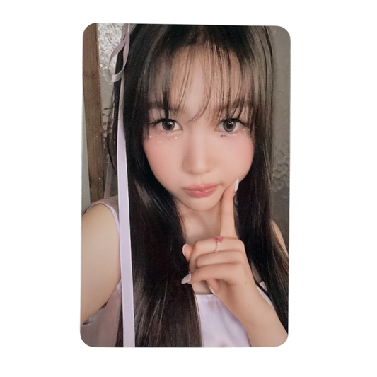 Hearts2Hearts (H2H) Focus Official Random Trading PhotoCard - YE-ON
