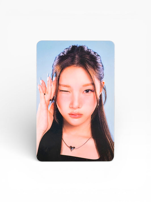 Hearts2Hearts H2H Focus Random Trading Card  - JUUN