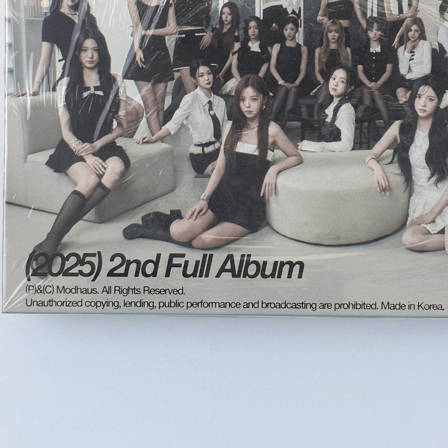 tripleS – ASSEMBLE25 [Are You Alive ver.] 1st Full Album CD + Photobook + Collectibles