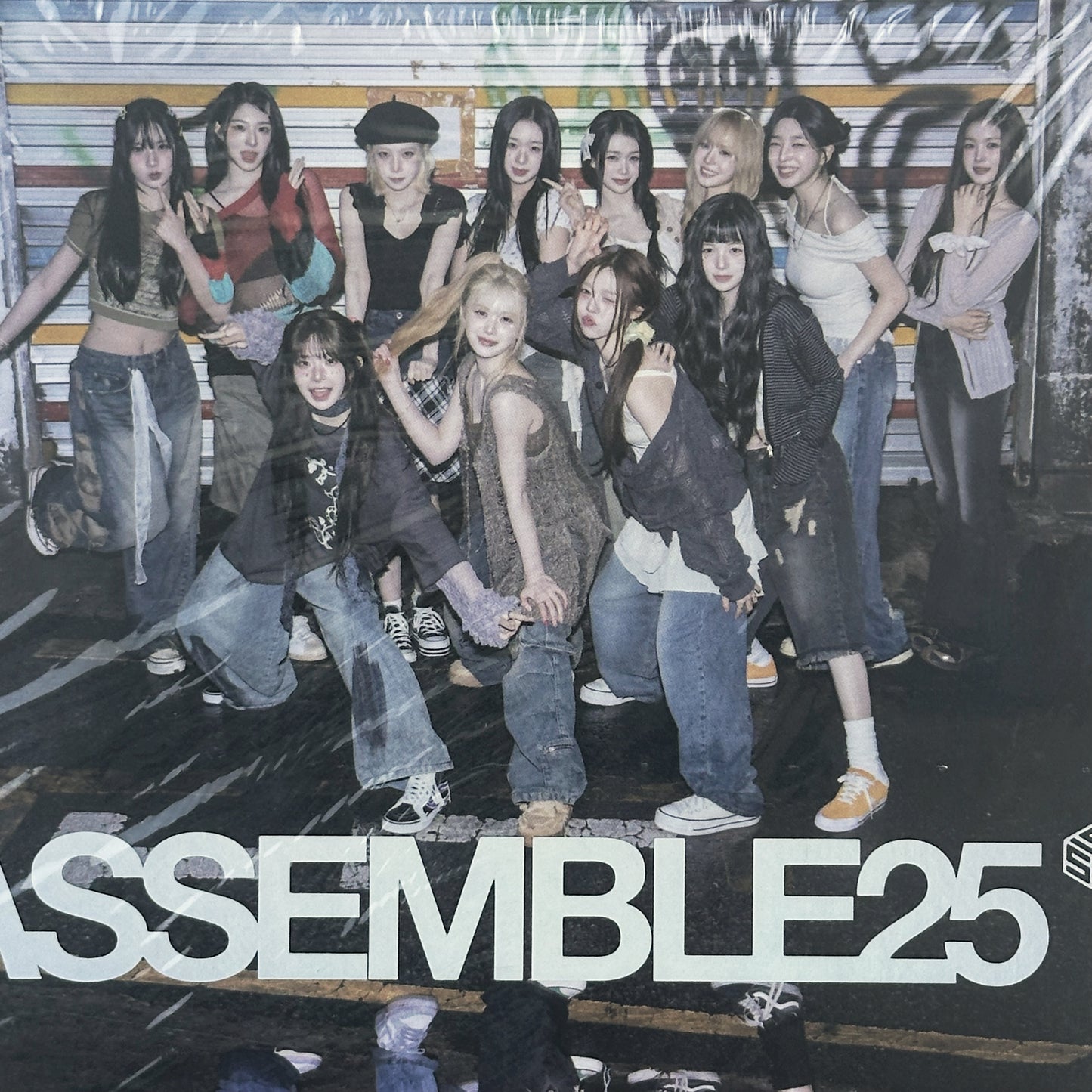 tripleS – ASSEMBLE25 [We So Alive Ver.] | 1st Full Album – CD + Photobook + Collectibles