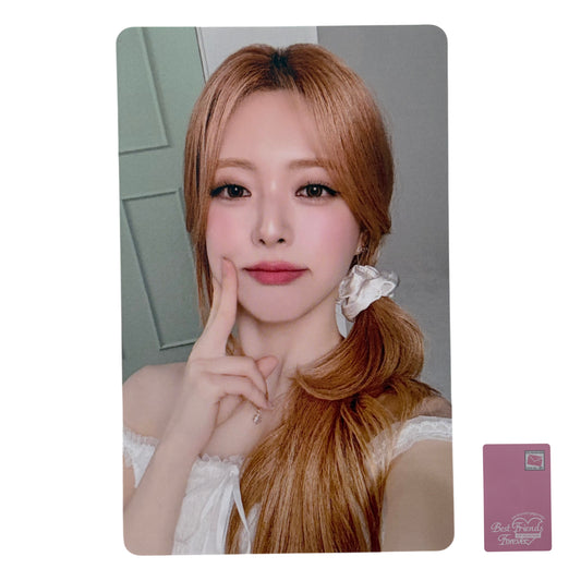 ITZY - YUNA - Photocard - Season's Greeting 2026 - Fans Shop