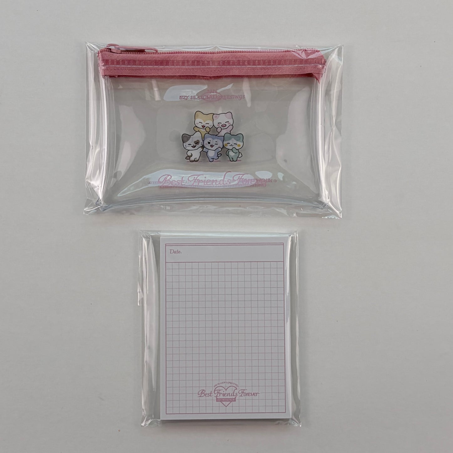 ITZY Official Pouch + Note Pad Set – 2026 Season’s Greetings