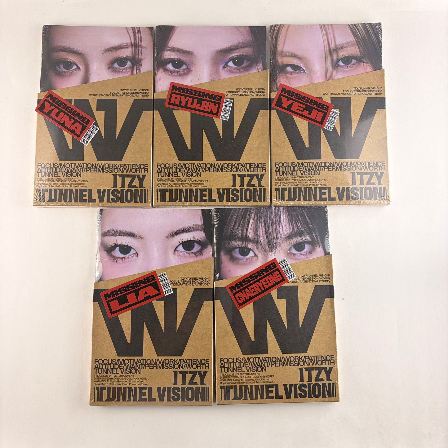 ITZY – TUNNEL VISION Member Ver.