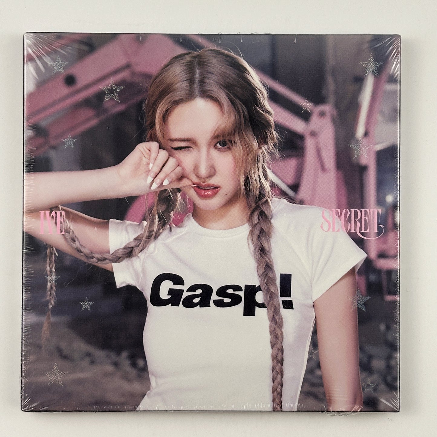 IVE - The 4th EP [IVE SECRET] (Digipack Ver.) – GAEUL CD + Photobook + Poster + Photocard (Copy)