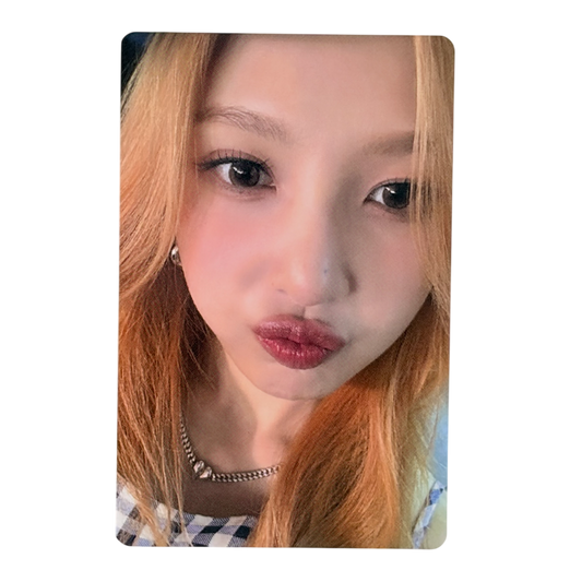 JOY The From Joy, With Love Official MD Trading Card (RED VELVET) 02