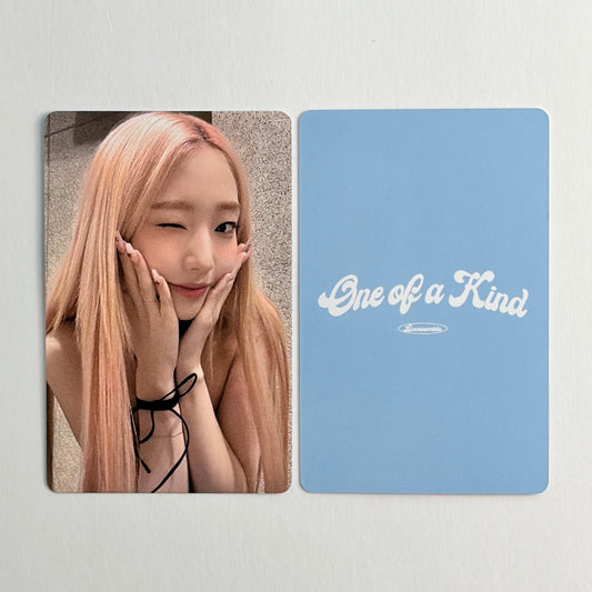 LOOSSEMBLE YEOJIN Photocard - One of a Kind POB Official