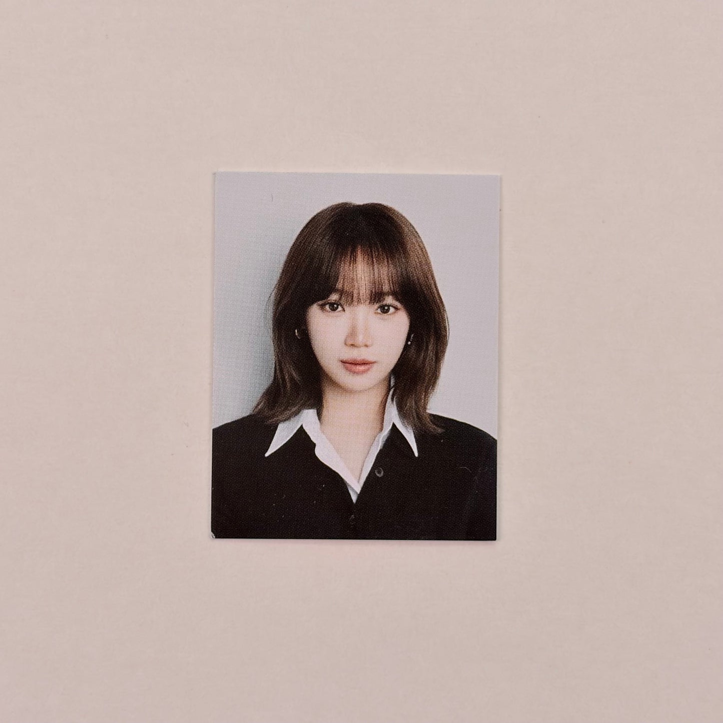 LE SSERAFIM Kim Chaewon 2026 Season's Greetings Official ID Card Kpop