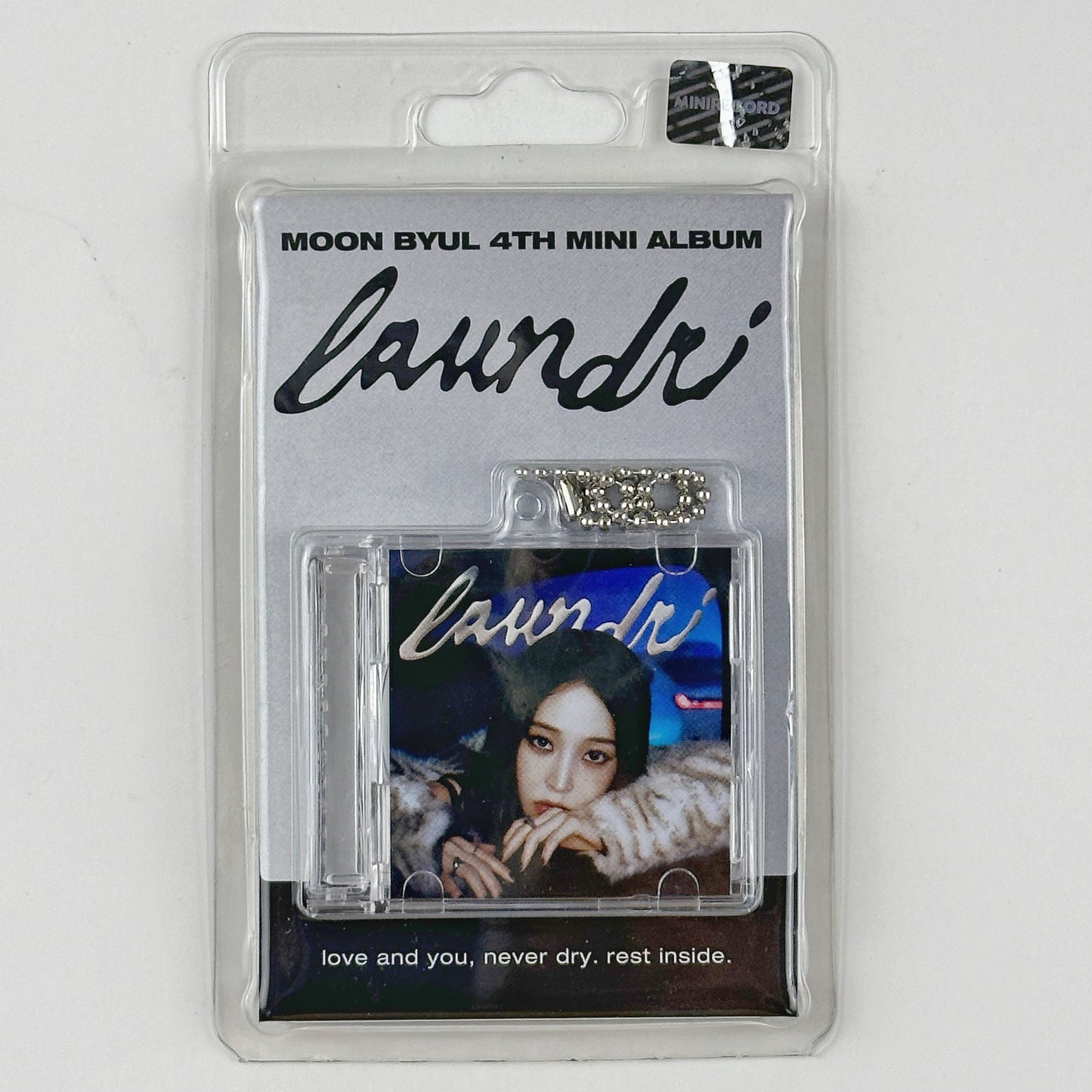 Moon Byul – Laundri (COIN ver.) – Acrylic CD + Photocard