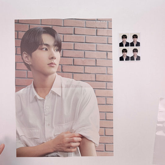 ENHYPEN JUNGWON 2026 Season’s Greetings Official Folded Poster + ID Photo Set