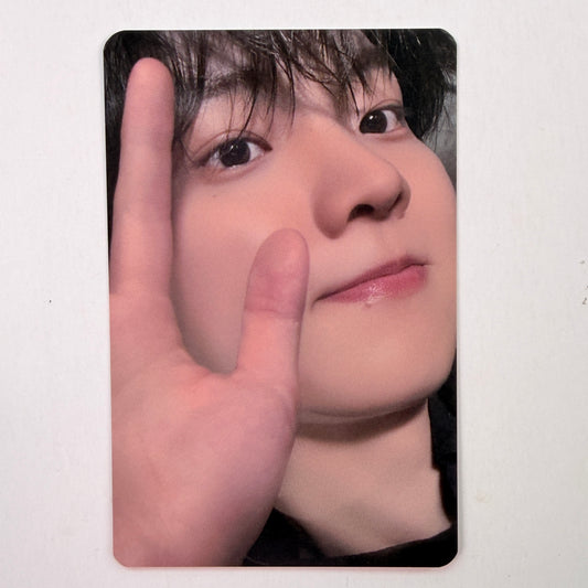 THE BOYZ Q THE BOYZ [THE BLAZE] WORLD TOUR in SEOUL Photocard 01