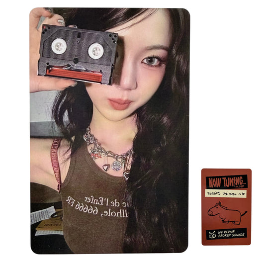 STAYC ISA Official Photocard 2026 Seasons Greetings NOW TUNING
