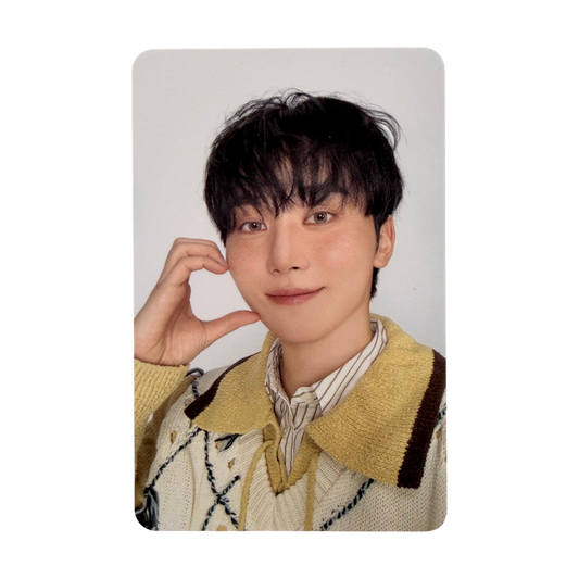 SEVENTEEN 2026 Season's Greeting Photocard - SEUNGKWAN