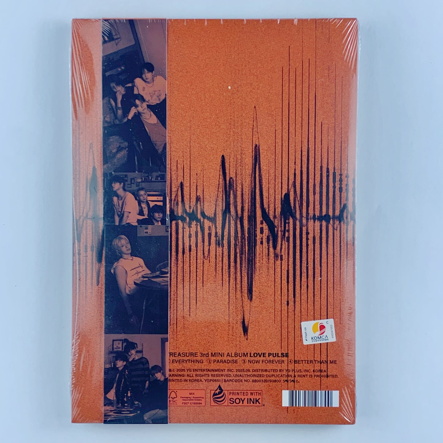 TREASURE - LOVE PULSE (ROCKCHIC Ver.) CD + Photobook + Photocards