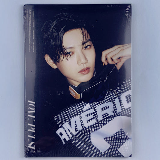 TREASURE – [LOVE PULSE] SPORTY Ver. CD + Photocard Set - JUNKYU