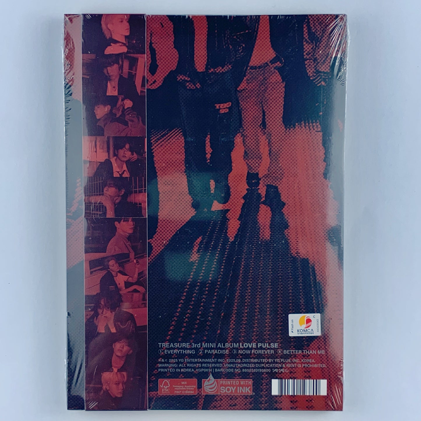 TREASURE - LOVE PULSE (STREET Ver.) CD + Photobook + Photocards