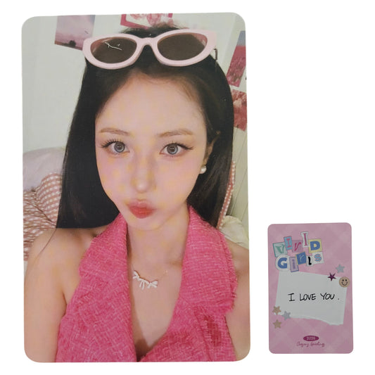 VIVIZ SINB 2026 Season’s Greetings Vivid Girls Photocard 01