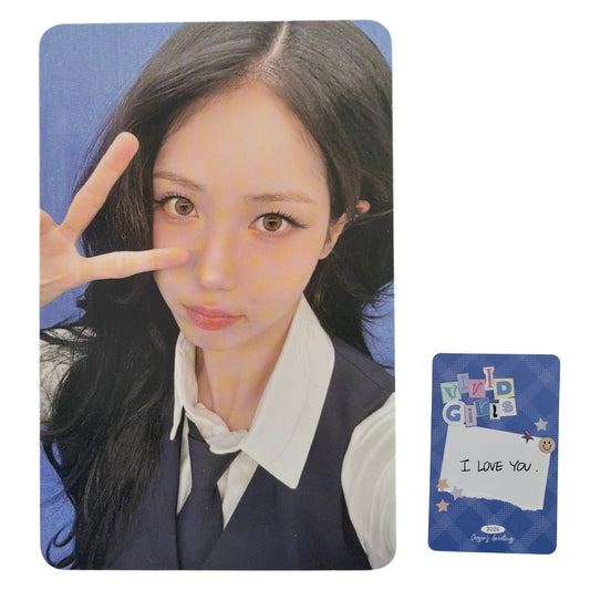 VIVIZ SINB 2026 Season’s Greetings Vivid Girls Photocard 02