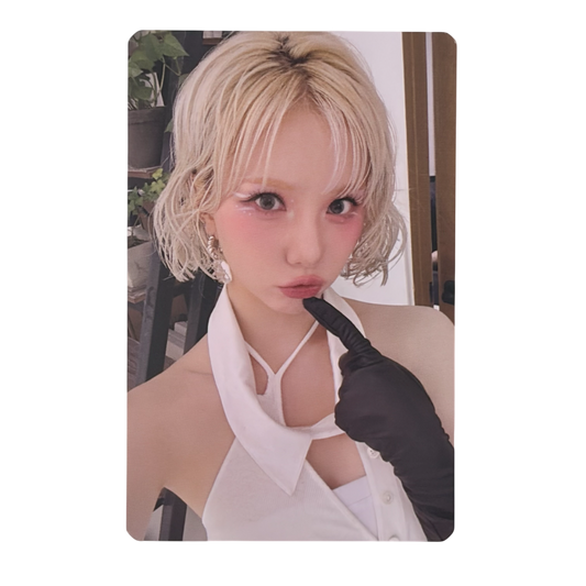 VIVIZ 2025 WORLD TOUR [NEW LEGACY] in SEOUL TRADING CARD - EUNHA 02