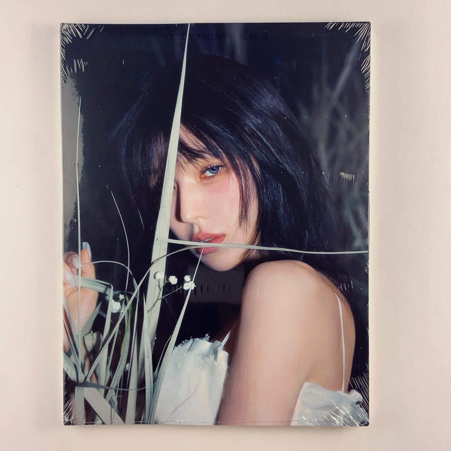 WENDY – 3rd Mini [Cerulean Verge] (Photobook Ver. A) CD + Photobook + Photocard