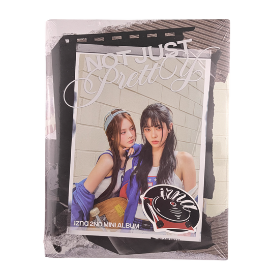 izna – Not Just Pretty POSTERBOOK Ver. – Supercrush